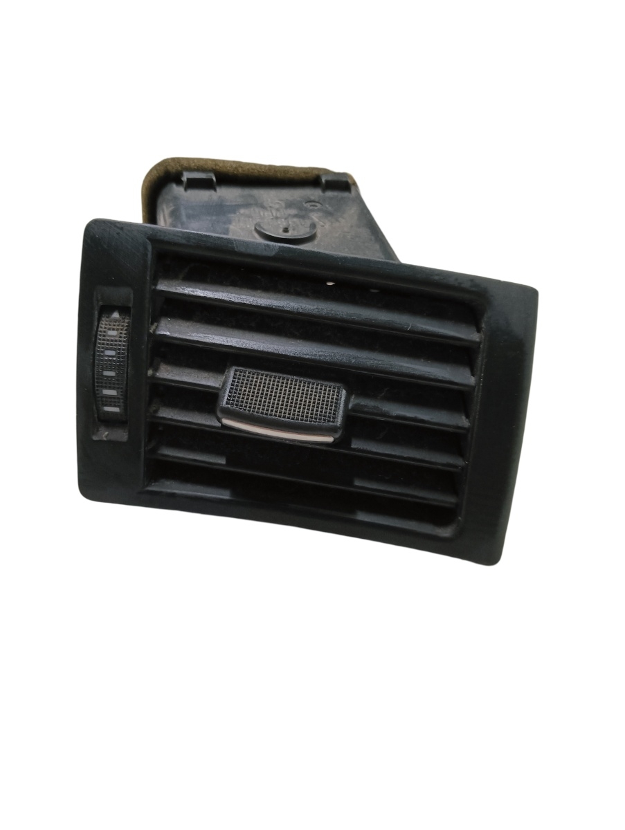 Grila ventilatie dreapta AUDI A4 III 8EC, B7 2004 - 2008 8e0820902f