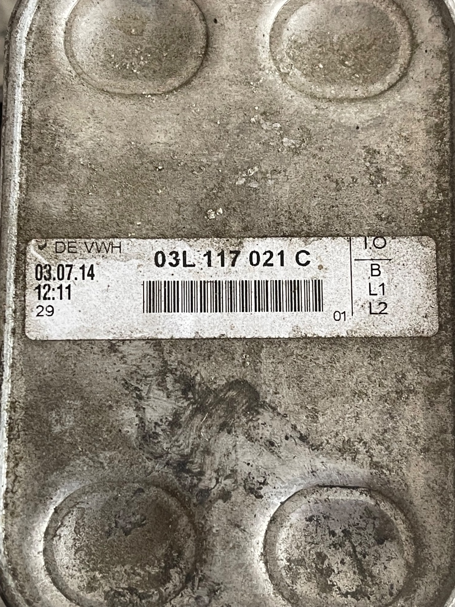 Carcasa filtru ulei AUDI A6/S6 IV Saloon 4G2, C7, 4GC 2010 - 2018 2.0 TDI CGL 03L117021C / 03L115389C – foto 4