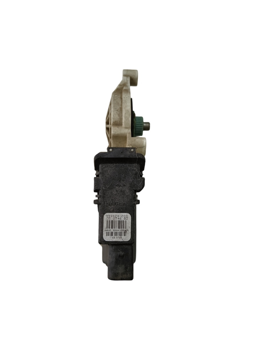 Motoras geam pivotant stanga spate VOLKSWAGEN PASSAT 3C2 2005 - 2010 993424200