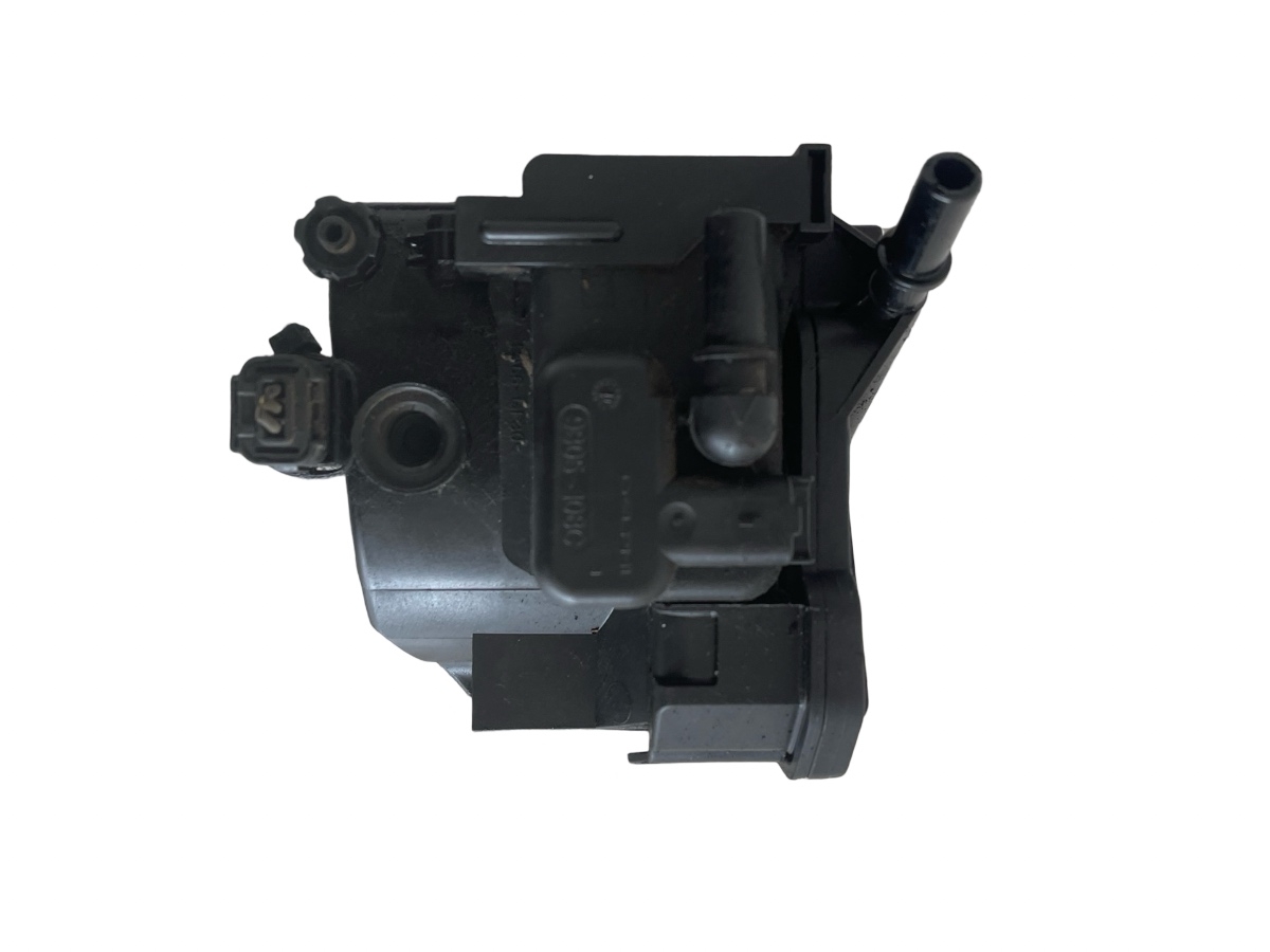 Carcasa filtru combustibil FORD FOCUS II DA_, HCP, DP 2004 - 2013 1.6TDCI 9305-108C