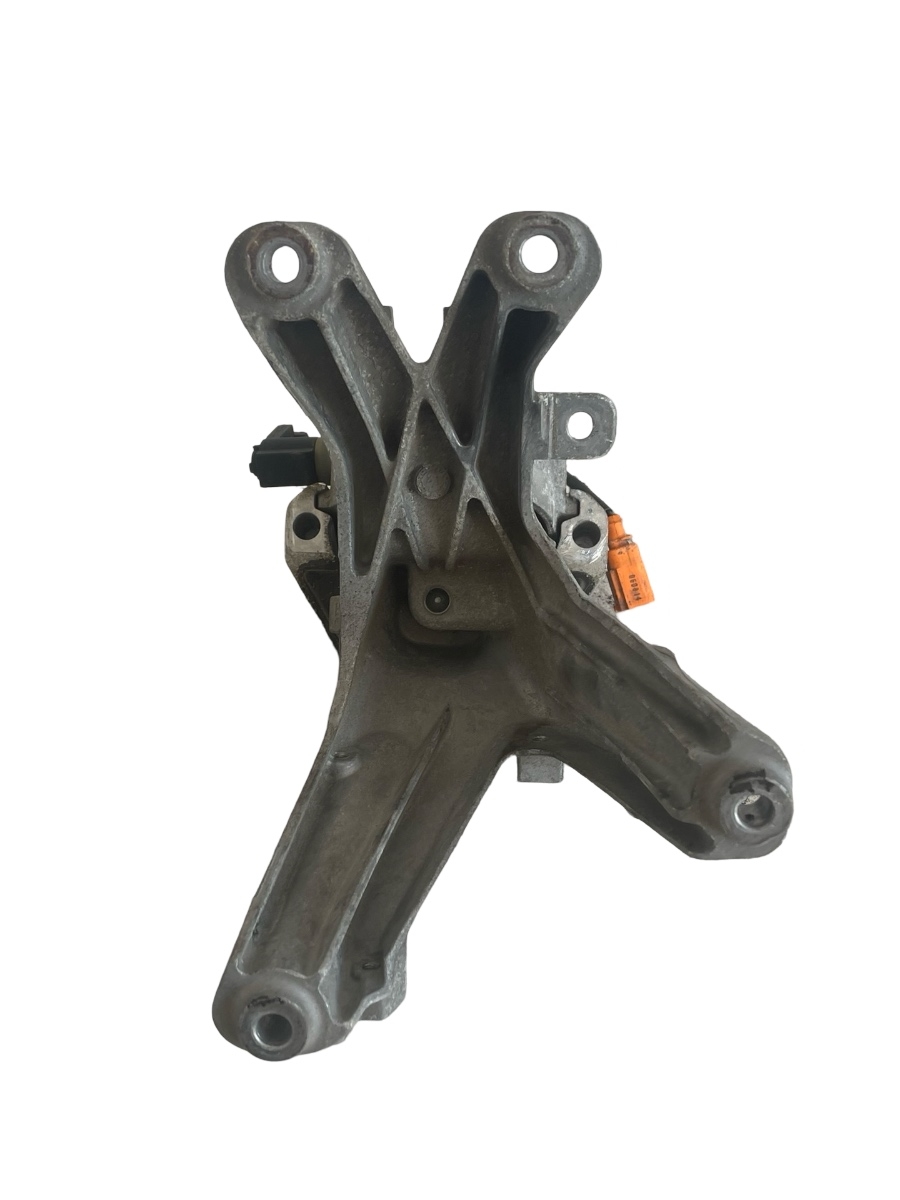 Suport dreapta motor AUDI A6/S6 IV Saloon 4G2, C7, 4GC 2010 - 2018 2.0 TDI CGL 8K0199308 – foto 3