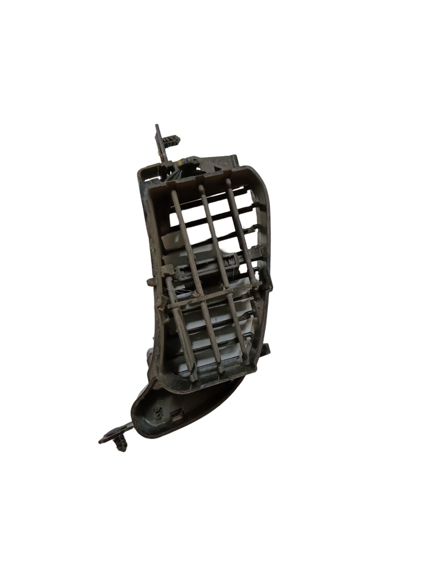 Grila ventilatie dreapta fata RENAULT CAPTUR J5_, H5_ 2013 - > 00134898