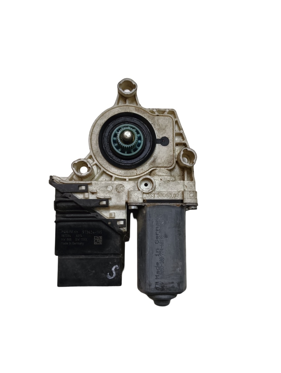 Motoras geam pivotant stanga spate VOLKSWAGEN PASSAT 3C2 2005 - 2010 973624105