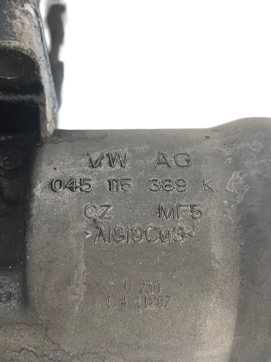 Carcasa filtru ulei AUDI A4 IV 8K2, B8 2007 - 2015 2.0TDI 045115389K – foto 2