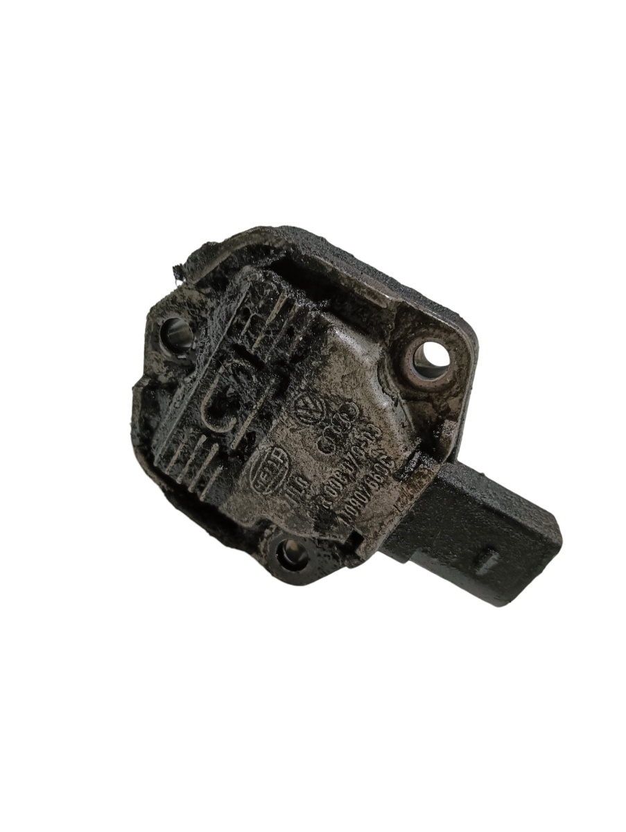 Senzor nivel ulei VOLKSWAGEN GOLF V 1K1 2003 - 2009 TDI BKC, BLS, BXE VAG 1j0907660c