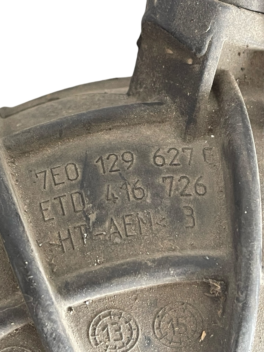 Furtun admisie aer VOLKSWAGEN TRANSPORTER V 2.0TDI  7E0129627C – foto 3