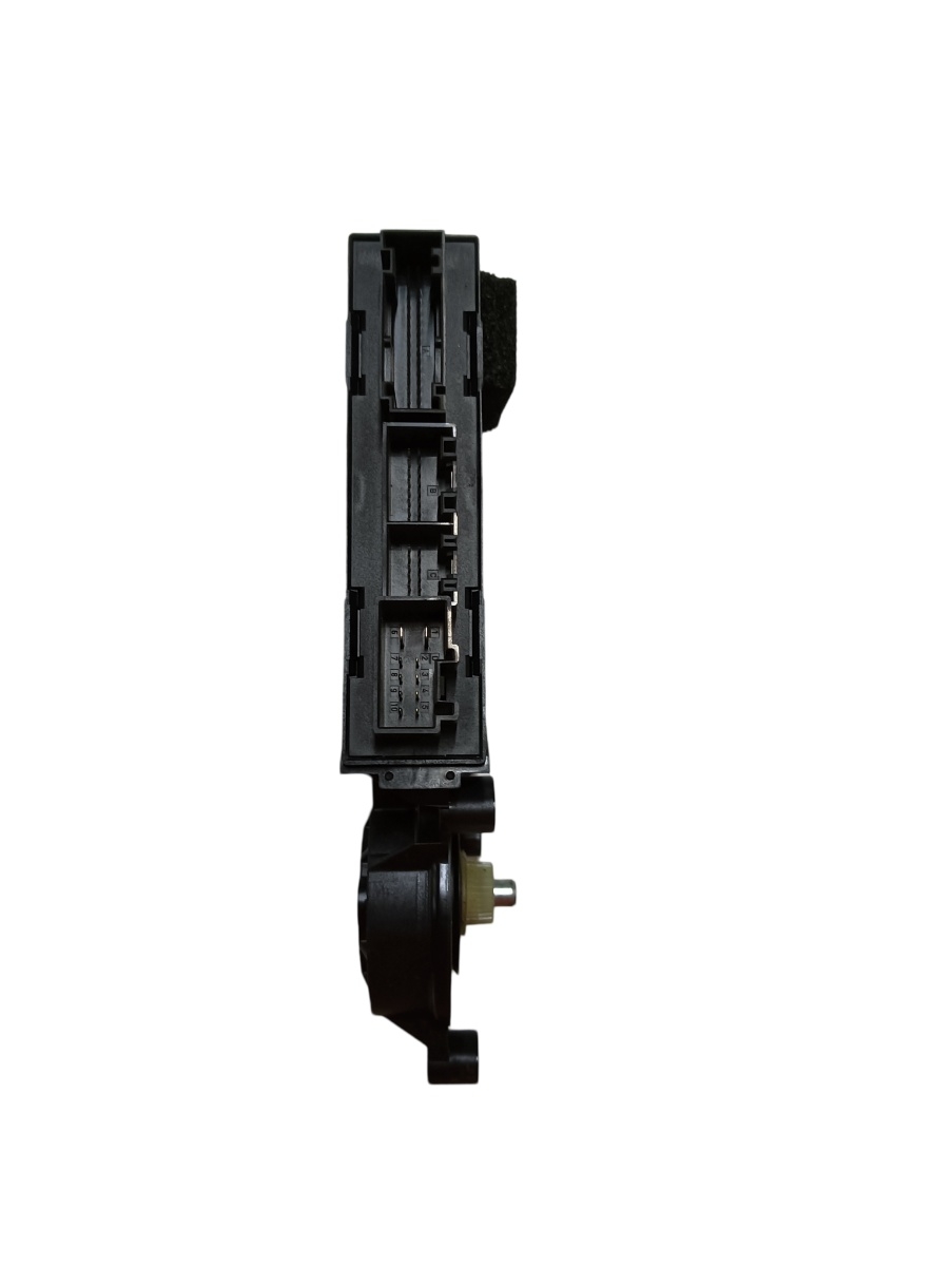 Motoras geam pivotant stanga fata VOLKSWAGEN TOUAREG 7LA, 7L6, 7L7 2002 - 2013 3d1958793e
