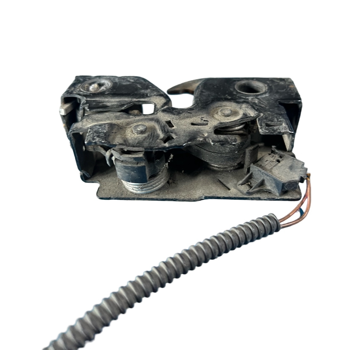 Inchizatoare capota motor VOLKSWAGEN SCIROCCO 137 2008 - 2014