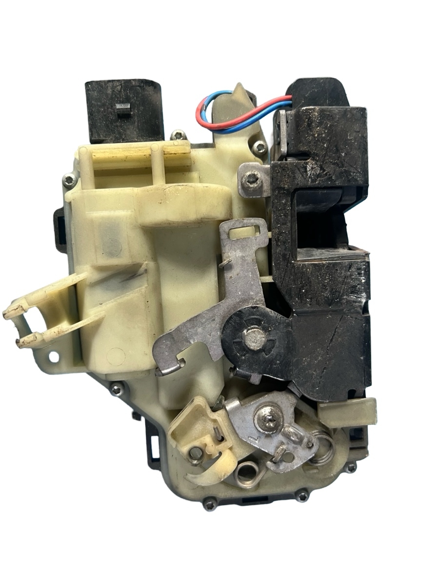 Broasca usa stanga fata SKODA OCTAVIA 1U2 1996 - 2010