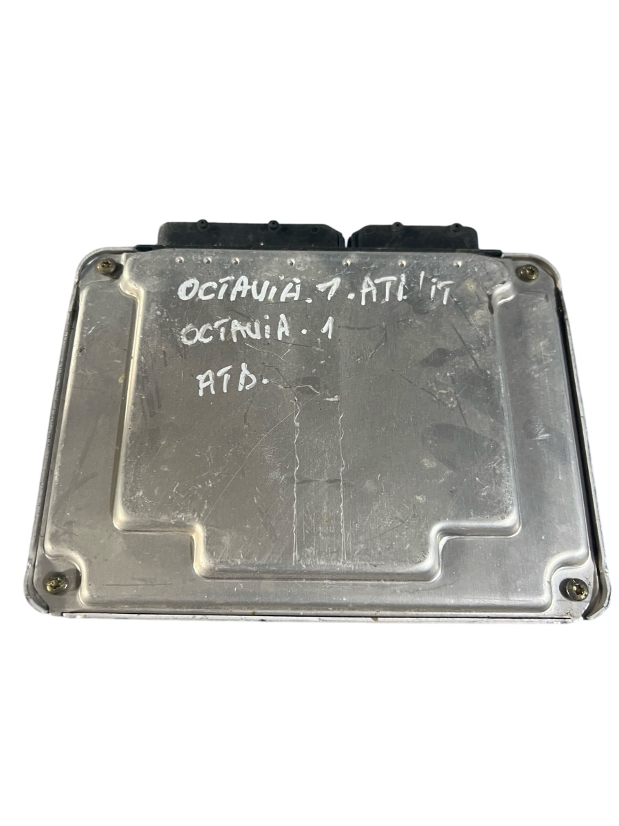 ECU modul/unitate de control motor SKODA OCTAVIA 1U2 1996 - 2010 038906019R