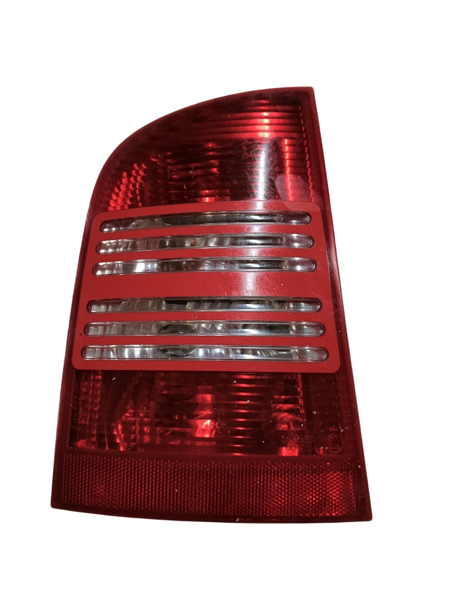 Lampa spate / Stop stanga spate SKODA OCTAVIA Combi 1U5 1998 - 2010 1u9945095b