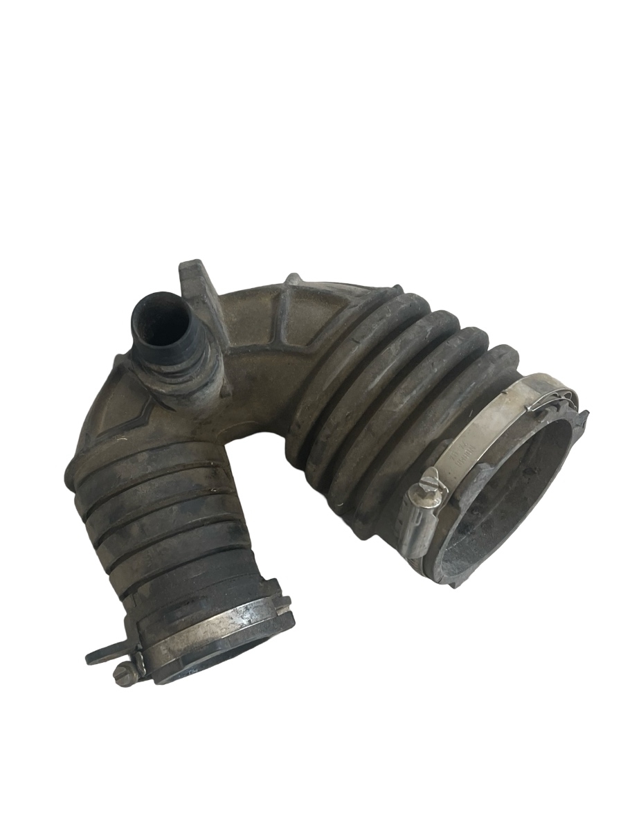 Furtun admisie aer AUDI A6/S6 III Saloon 4F2, C6 2004 - 2011 2.0TDI 4F0129615E