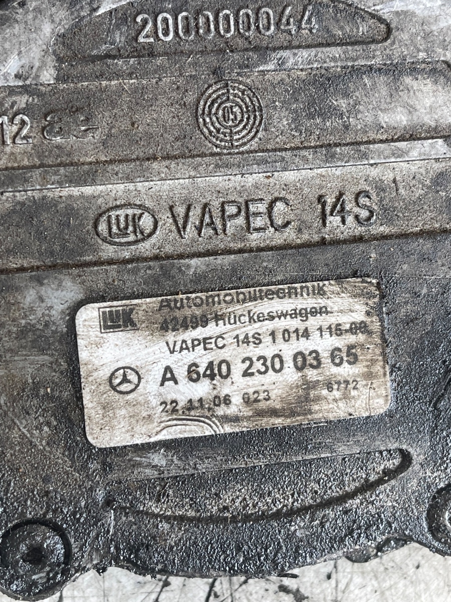 Pompa de vacuum MITSUBISHI COLT VI Z3_A, Z2_A 2002 - 2012 1.5CDI A6402300365 – foto 2