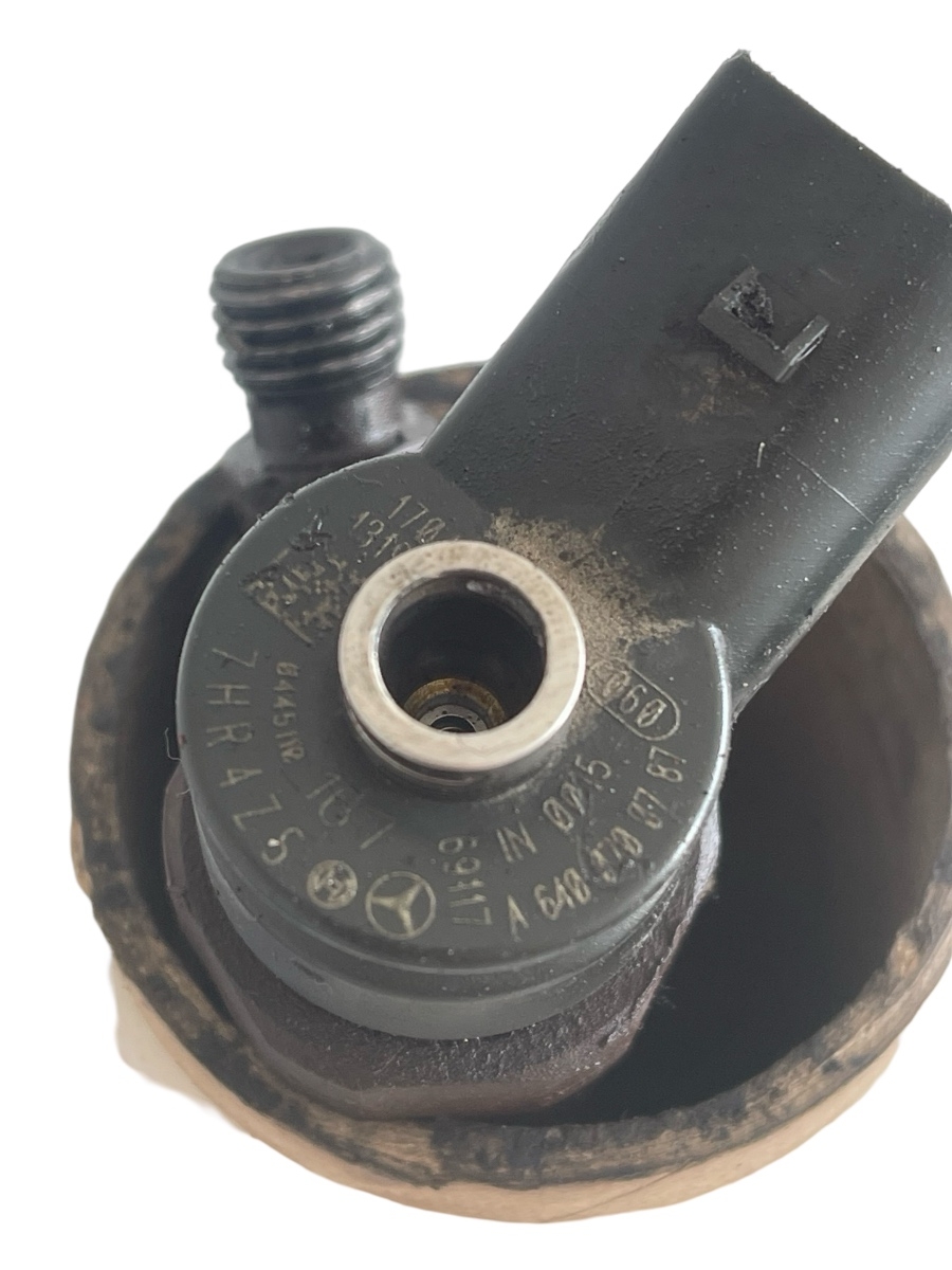 Injector combustibil MITSUBISHI COLT VI Z3_A, Z2_A 2002 - 2012 1.5CDI A6400708787 – foto 2