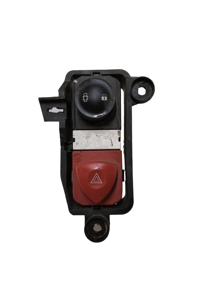 Buton avarie RENAULT SCENIC II JM0/1_ 2003 - > 8200407416