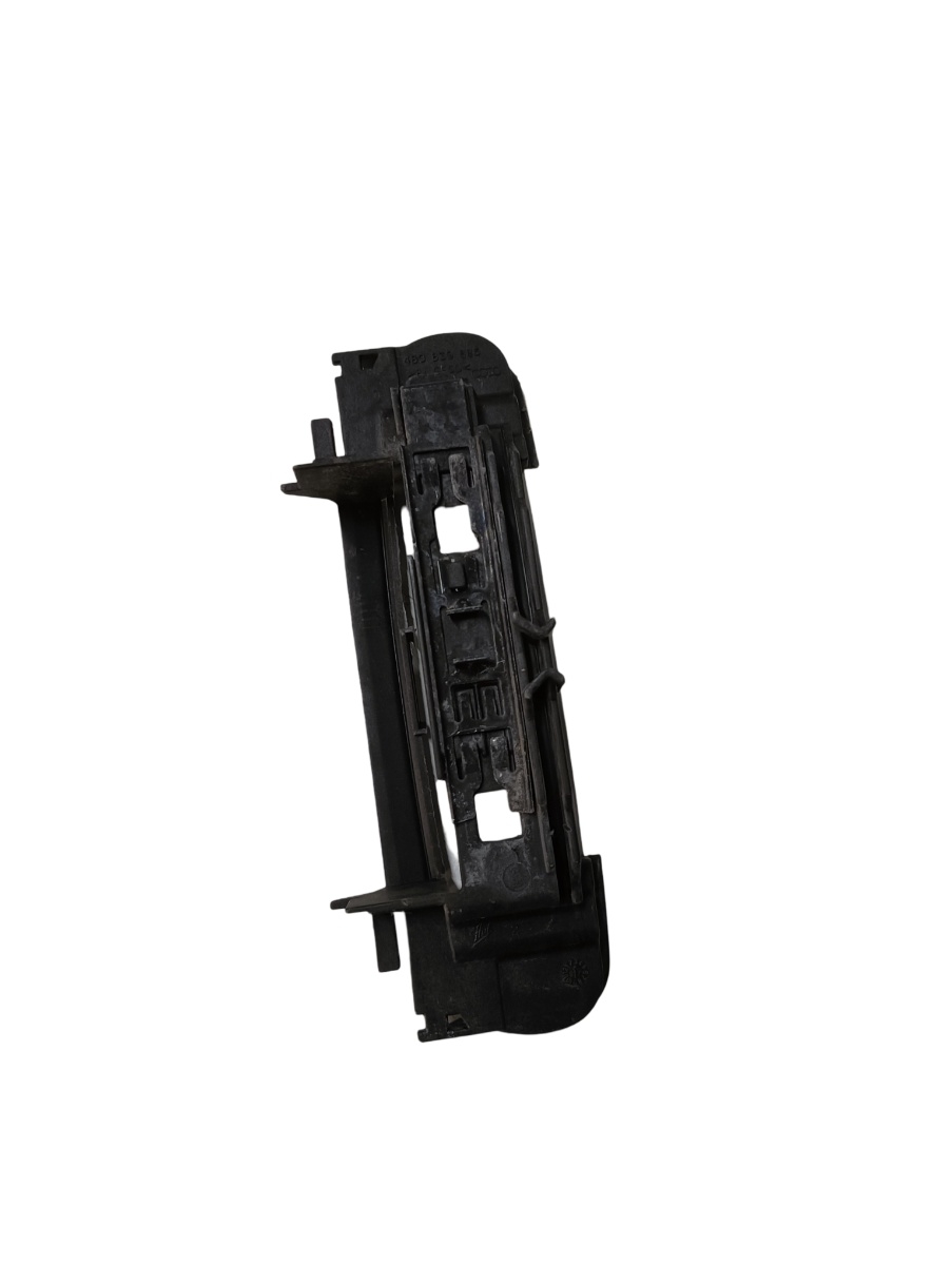 Ornament maner usa interior  dreapta spate AUDI A3 II Sportback 8PA 2004 - 2015 TDI 16V BKD, CBAB, CFFB, CLJA 4b0839885