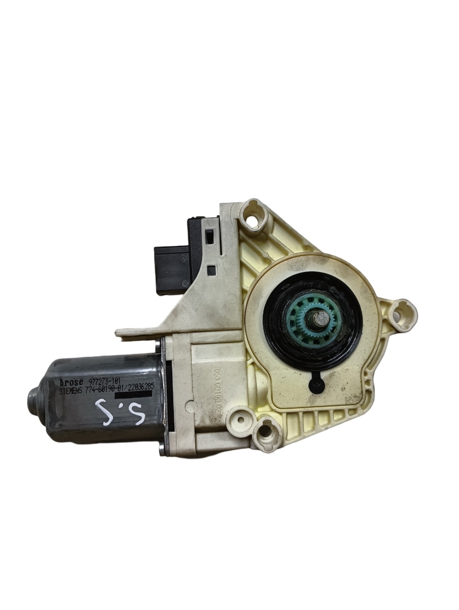 Broasca usa stanga spate AUDI Q7 4LB 2006 - 2016