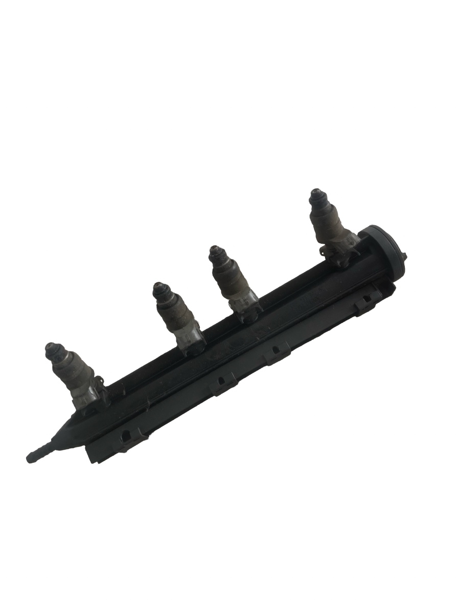 Rampa+injectoare VOLKSWAGEN GOLF V 1K1 2003 - 2009 1.6 BGU – foto 2