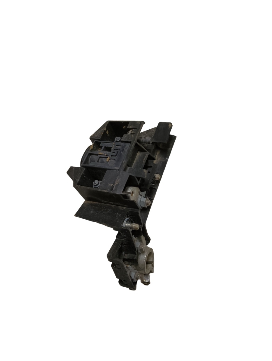 Borna baterie  AUDI A6 IV Avant 4G5, C7, 4GD 2011 - 2018 – foto 2