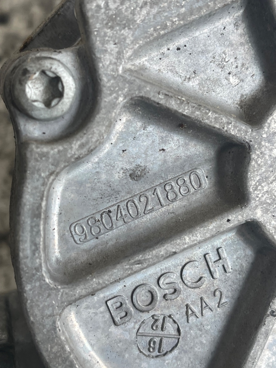 Pompa de vacuum FORD FOCUS III Saloon BM 2010 - > 1.6 TDCi T1DA, T1DB 9804021880 – foto 3