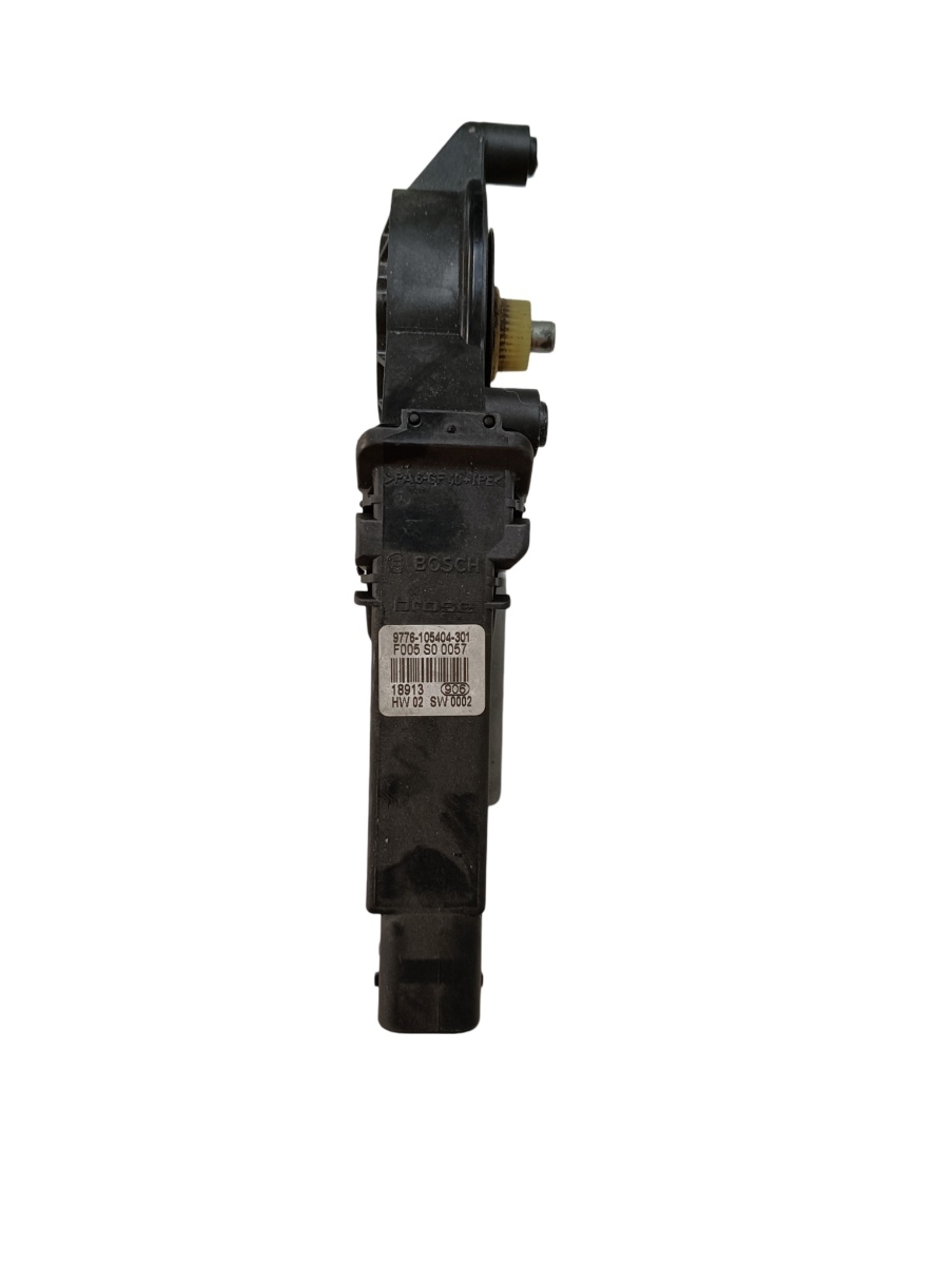 Motoras geam pivotant stanga fata VOLKSWAGEN PASSAT Variant 3B6 2000 - 2005 9776105404301