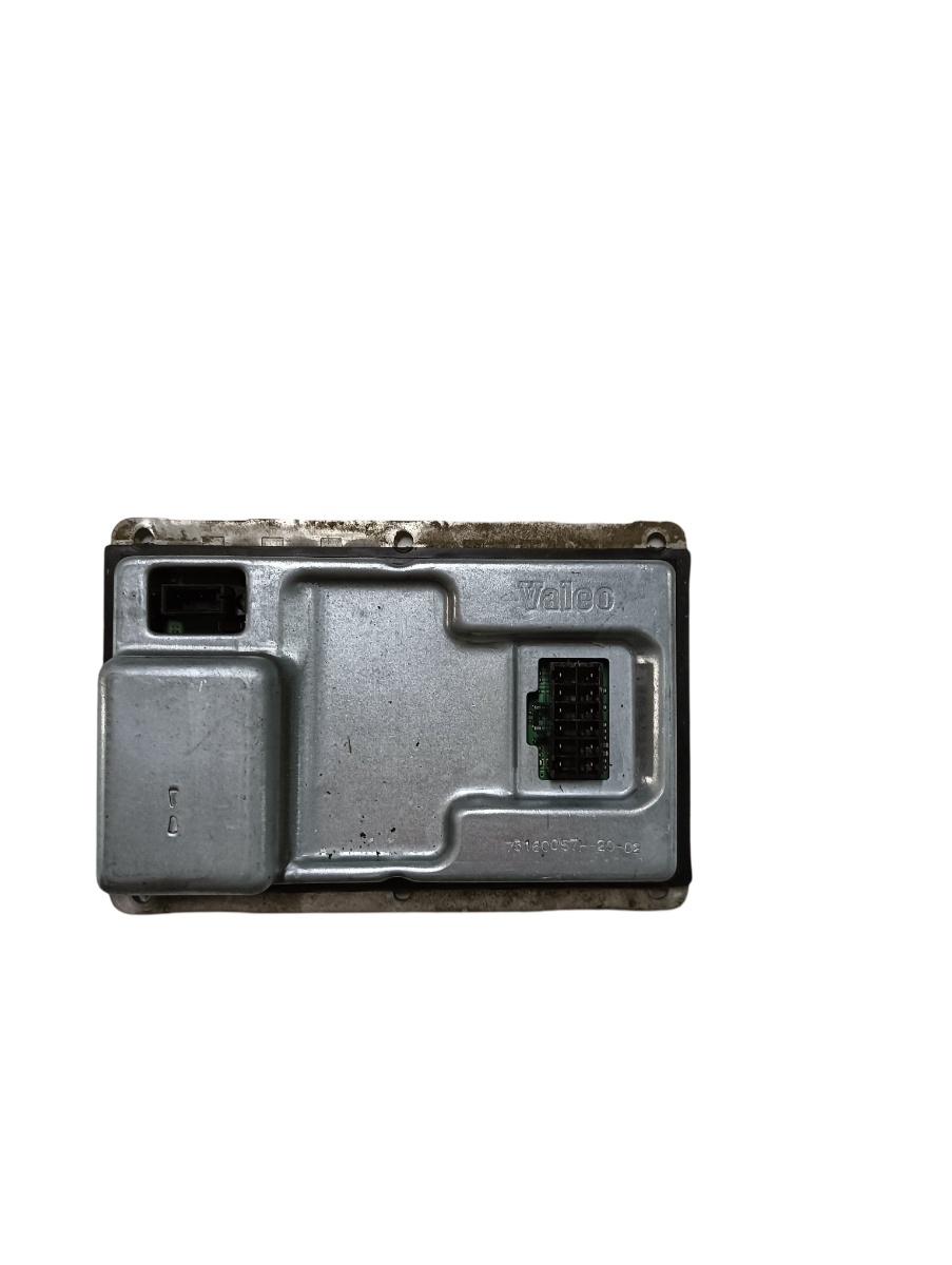 Balast faruri cu xenon stanga fata VOLKSWAGEN TOUAREG 7LA, 7L6, 7L7 2002 - 2013 3d0909157