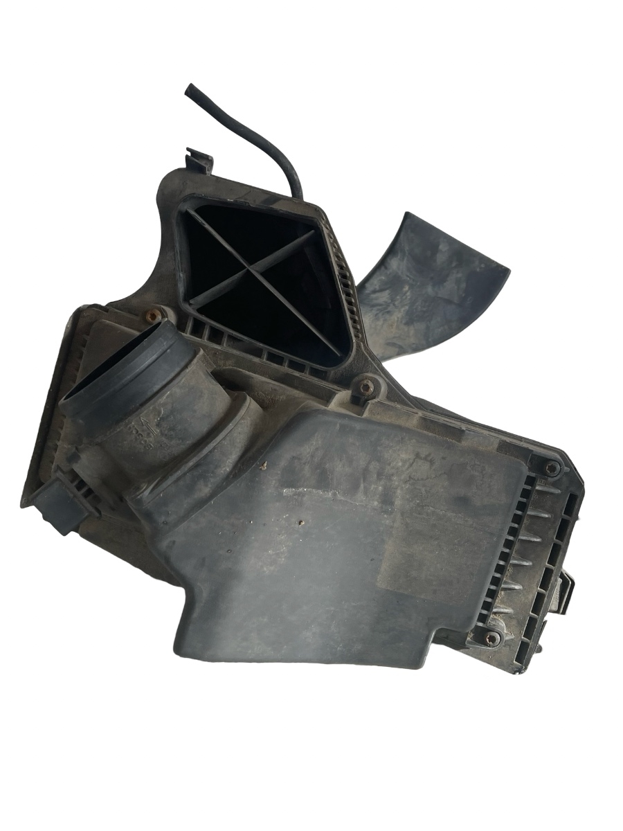 Carcasa filtru aer AUDI A4 IV 8K2, B8 2007 - 2015 2.0 TDI CAGC 8K0133837T – foto 2