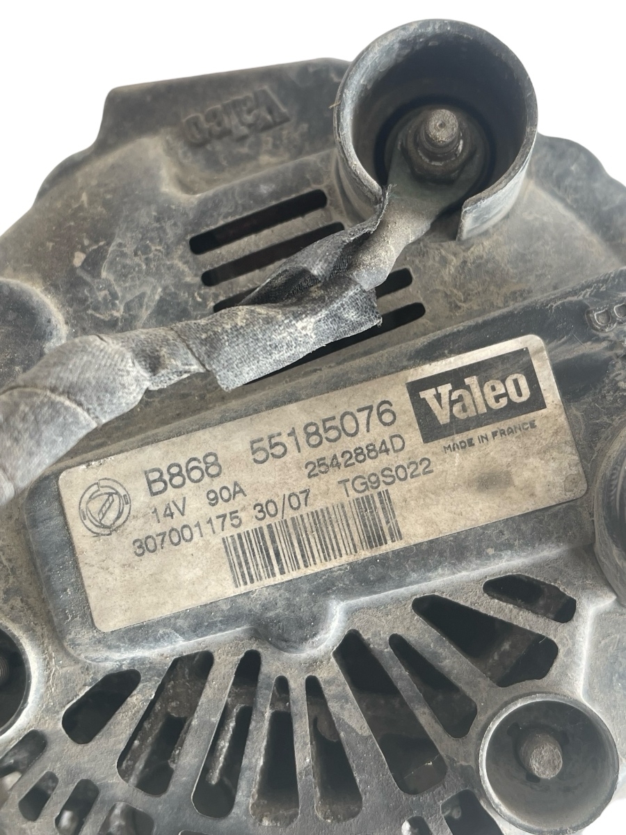 Alternator FIAT GRANDE PUNTO 199_ 2005 - > 1.3 D Multijet 199 A3.000 55185076 – foto 2