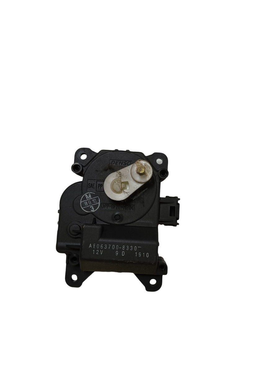 Actuator/motoras clapeta aer AC TOYOTA RAV 4 II _A2_ 2000 - 2005 0637008330