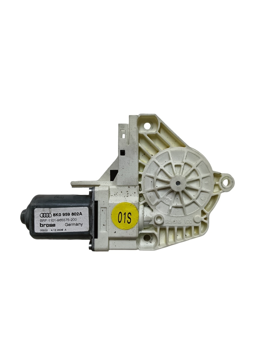 Motoras geam pivotant dreapta fata AUDI A4 IV 8K2, B8 2007 - 2015, AUDI A4 IV Avant 8K5, B8 2007 - 2015 VAG 8k0959802a