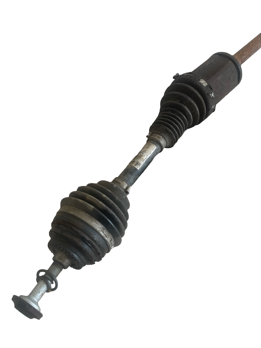 Planetara dreapta fata BMW X1 I E84 2009 - 2015 2.0 sDrive 20 d N47 D20 C 7591682