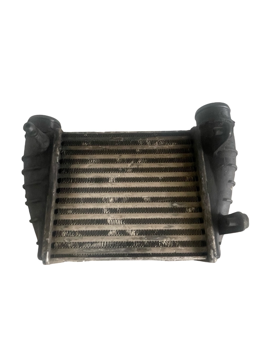 Radiator intercooler SEAT EXEO 3R2 2008 - > 2.0 TDI CAGA, CJCA, AUDI A4 II 8E2, B6 2000 - 2005 1.9 TDI AVF, AWX 8E0145806Q