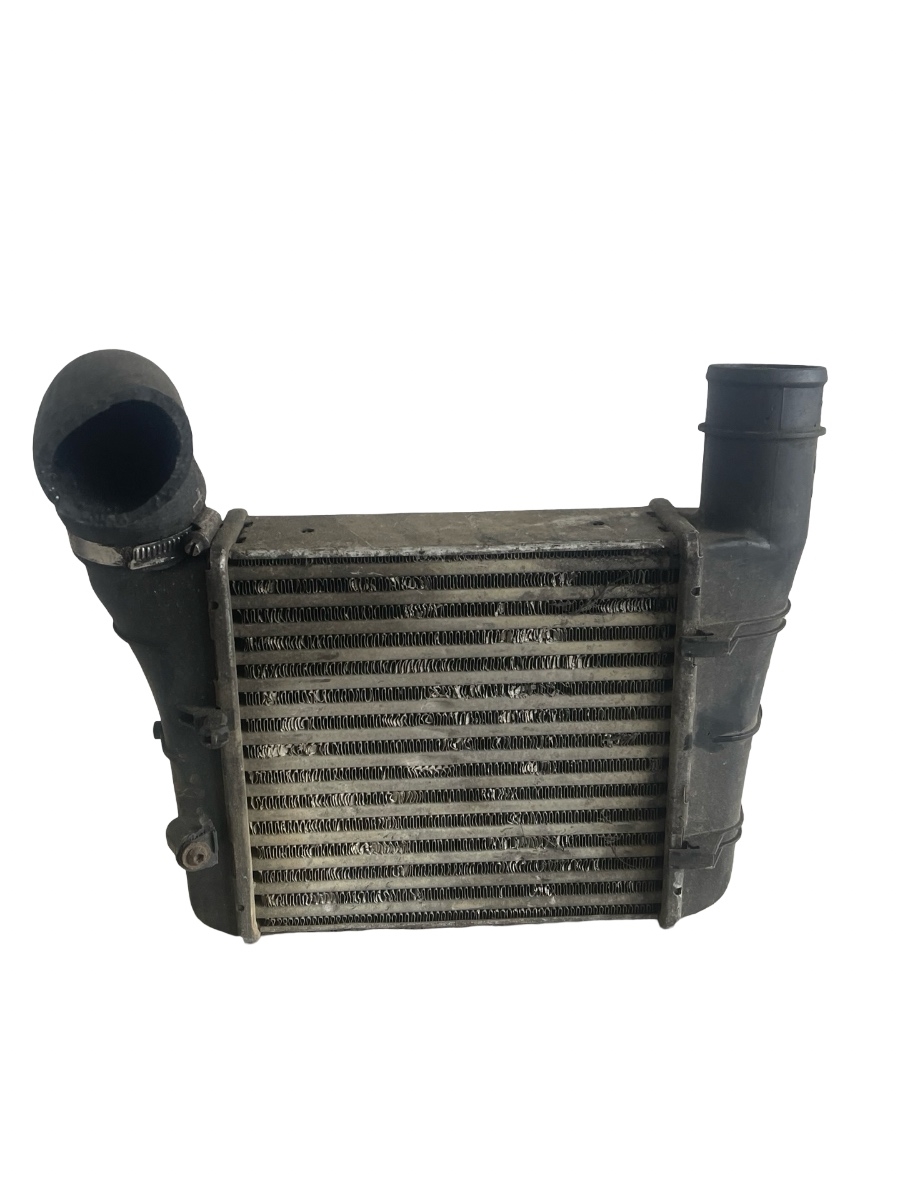 Radiator intercooler AUDI A4 II 8E2, B6 2000 - 2005 1.9 TDI AVB 8E0145805F