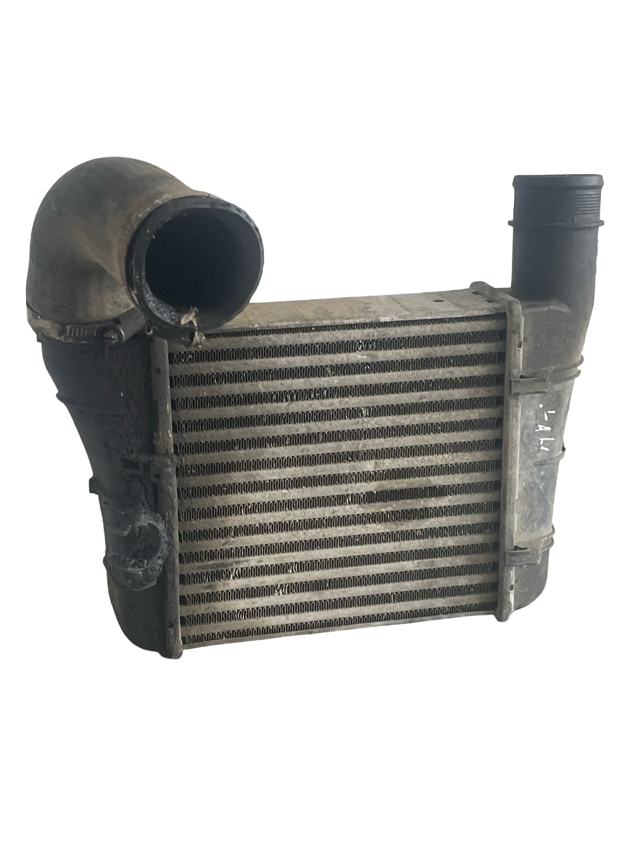Radiator intercooler AUDI A4 II 8E2, B6 2000 - 2005 1.9 TDI AVF 8E0145805S – foto 3