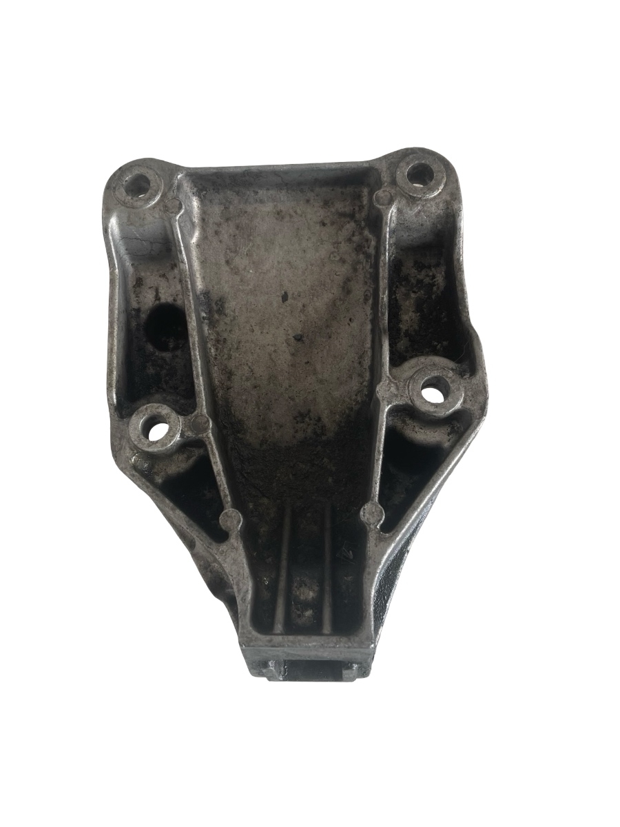 Suport motor BMW 7 V F01, F02, F03, F04 2008 - 2015 3.0D 6777623-04