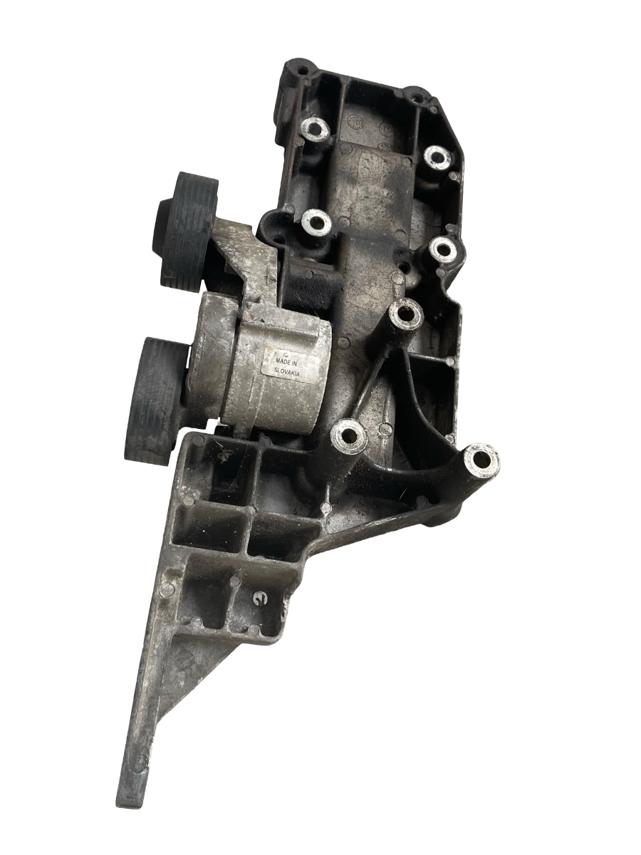 Suport alternator ,compresor ac VOLVO XC90 I 275 2002 - 2015 2.4D EURO3 30757068