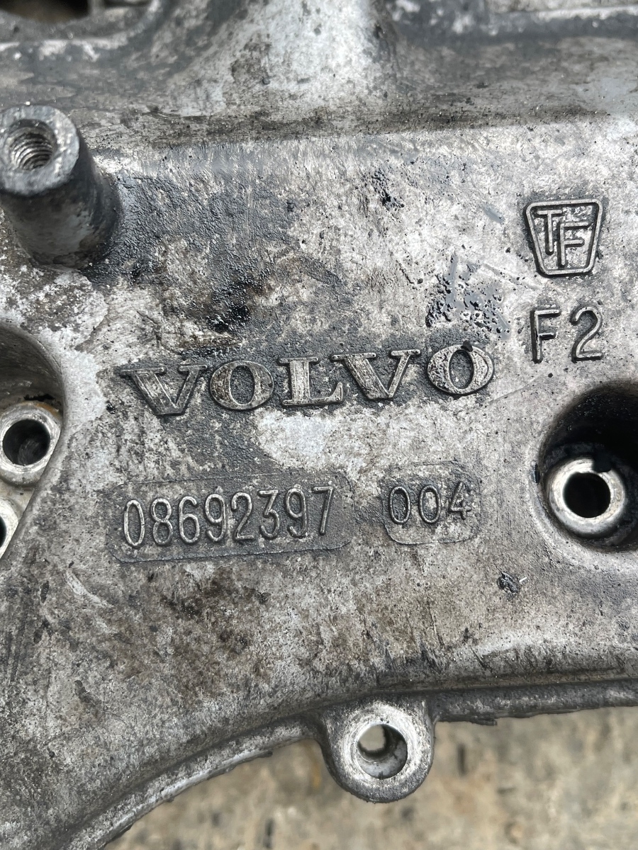 Capac culbutori VOLVO XC90 I 275 2002 - 2015 2.4D 08692397 – foto 4