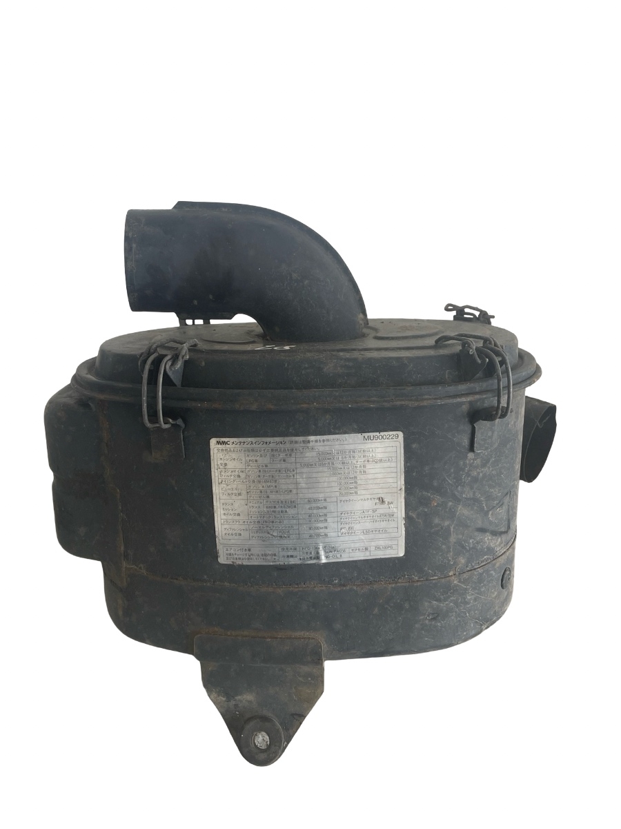 Carcasa filtru de aer MITSUBISHI PAJERO II V3_W, V2_W, V4_W 1990 - 2001 2.8TD MU900229