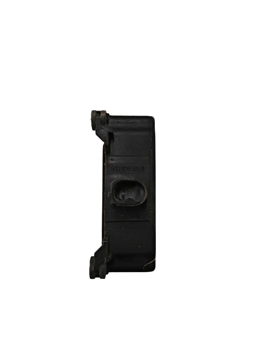 Supapa de vacuum VOLKSWAGEN POLO 9N_ 2001 - 2012 TDI AMF, BAY VAG 6q0906625a