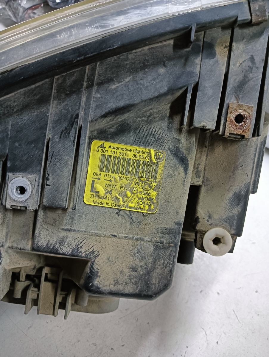 Far stanga fata VOLKSWAGEN TRANSPORTER V Box 7HA, 7HH, 7EA, 7EH 2003 - > 0301191301 – foto 3