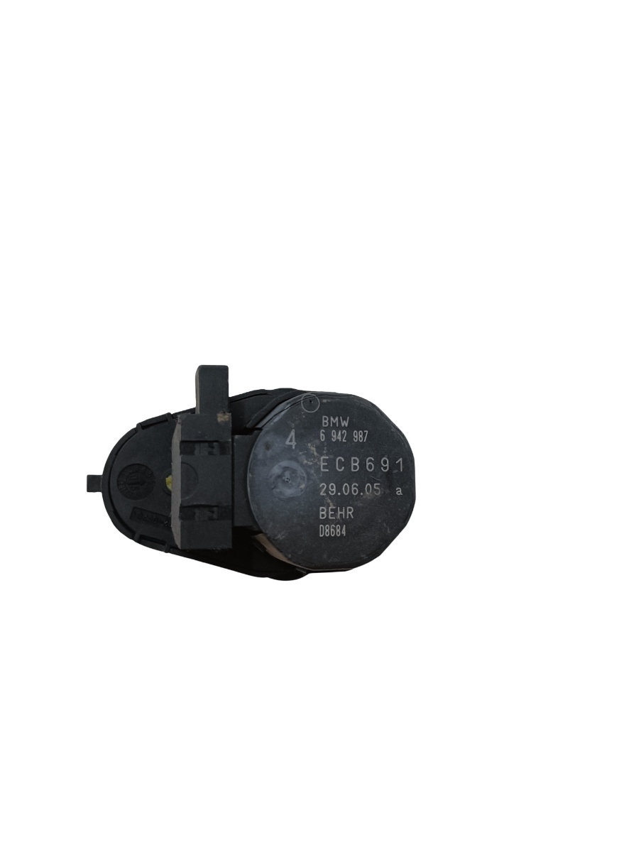 Actuator/motoras clapeta aer AC BMW 5 V Touring E61 2004 - 2010 6942987