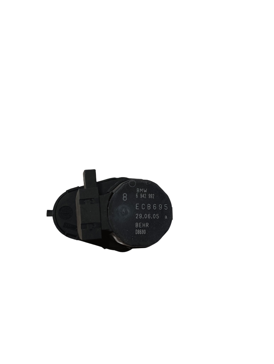 Actuator/motoras clapeta aer AC BMW 5 V Touring E61 2004 - 2010 6942992