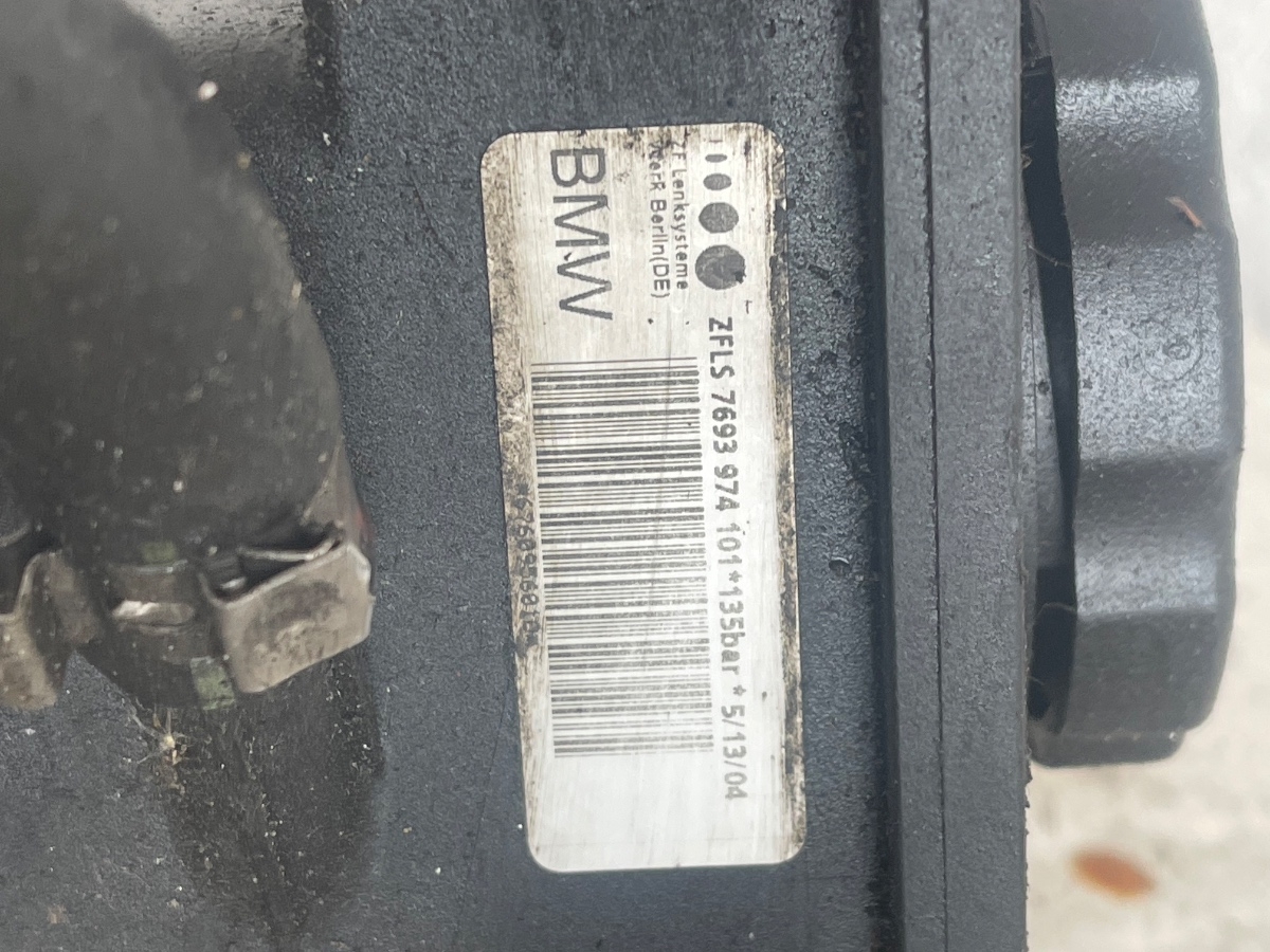 Pompa servodirectie BMW 5 E60 2001 - 2010 2.5D 7693974101 – foto 2