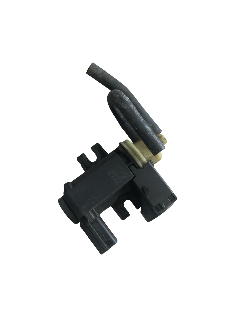 Supapa de vacuum AUDI A4 IV 8K2, B8 2007 - 2015 8K0906627