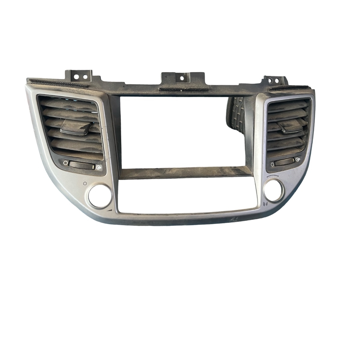 Cadru grila de ventilatie panou de bord HYUNDAI TUCSON III TLE  2015 - > 84740-D7100