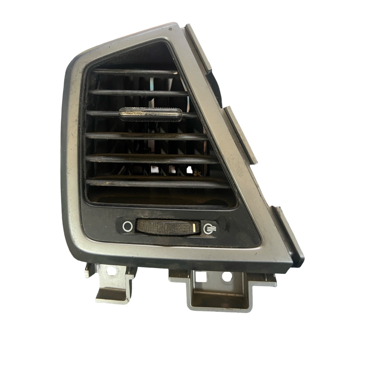 Grila de ventilatie bord centrala stanga fata HYUNDAI TUCSON III TLE  2015 - > 97480D7000NS5