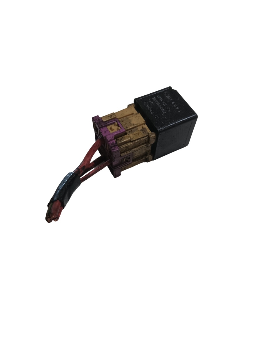 Alte relee AUDI A3 II 8P1 2003 - 2013 8k0951256 – foto 2