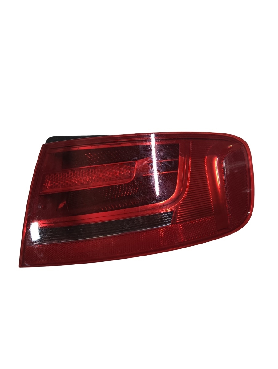 Lampa spate / Stop dreapta spate AUDI A4 IV 8K2, B8 2007 - 2015 166964 berlina