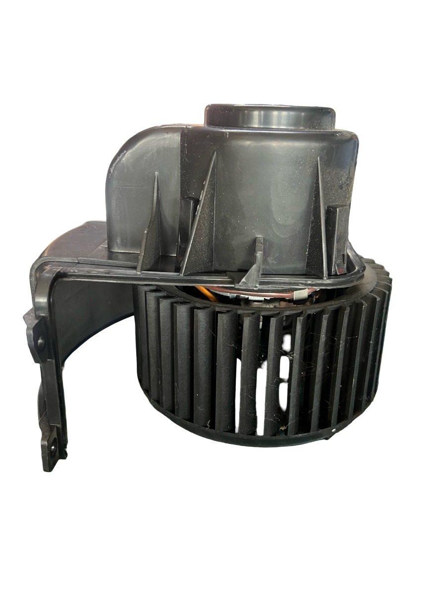 Ventilator aeroterma VOLKSWAGEN TRANSPORTER V Bus 7HB, 7HJ, 7EB, 7EJ, 7EF, 7EG, 7HF,  668-WVB009