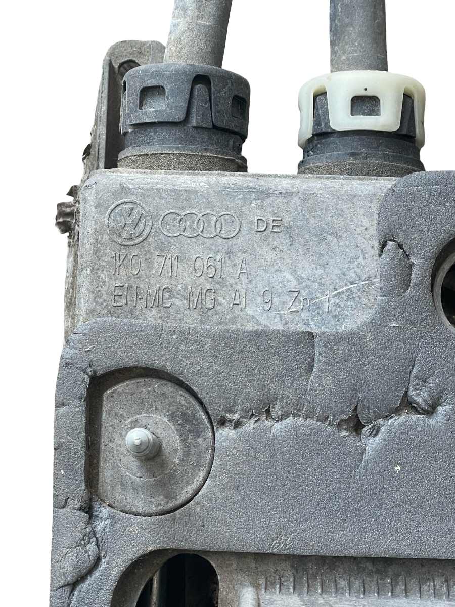 Timonerie schimbator de viteze VOLKSWAGEN PASSAT B6 2005 - 2010 1.9 TDI BKC 1K0711061A – foto 6